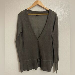 Theory Linen/Silk Blend Vneck Long-Sleeve Tunic